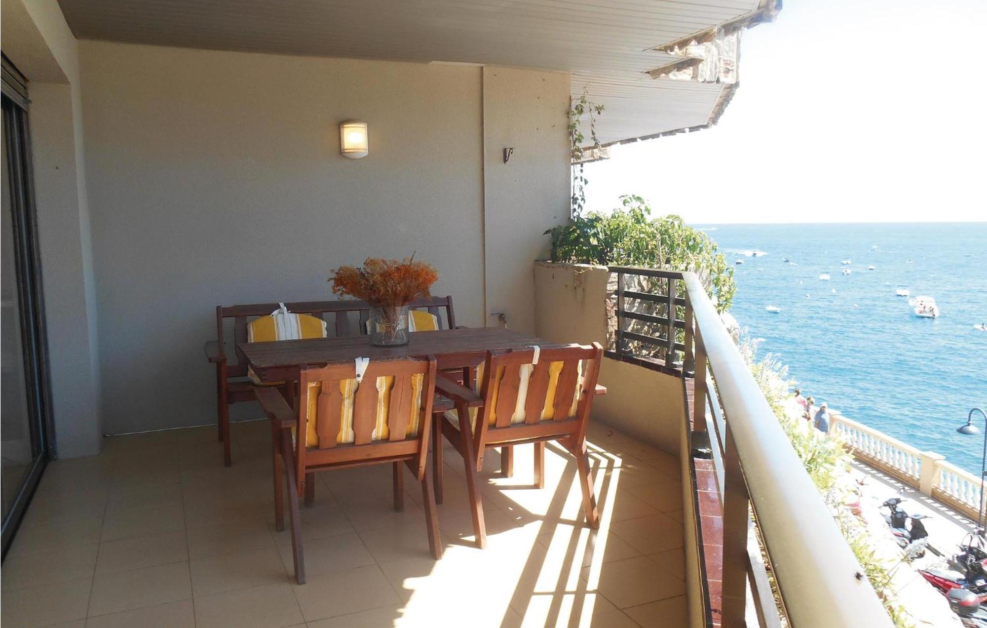 3 Bedroom Gorgeous Apartment In Tossa De Mar Tossa de Mar Exterior foto